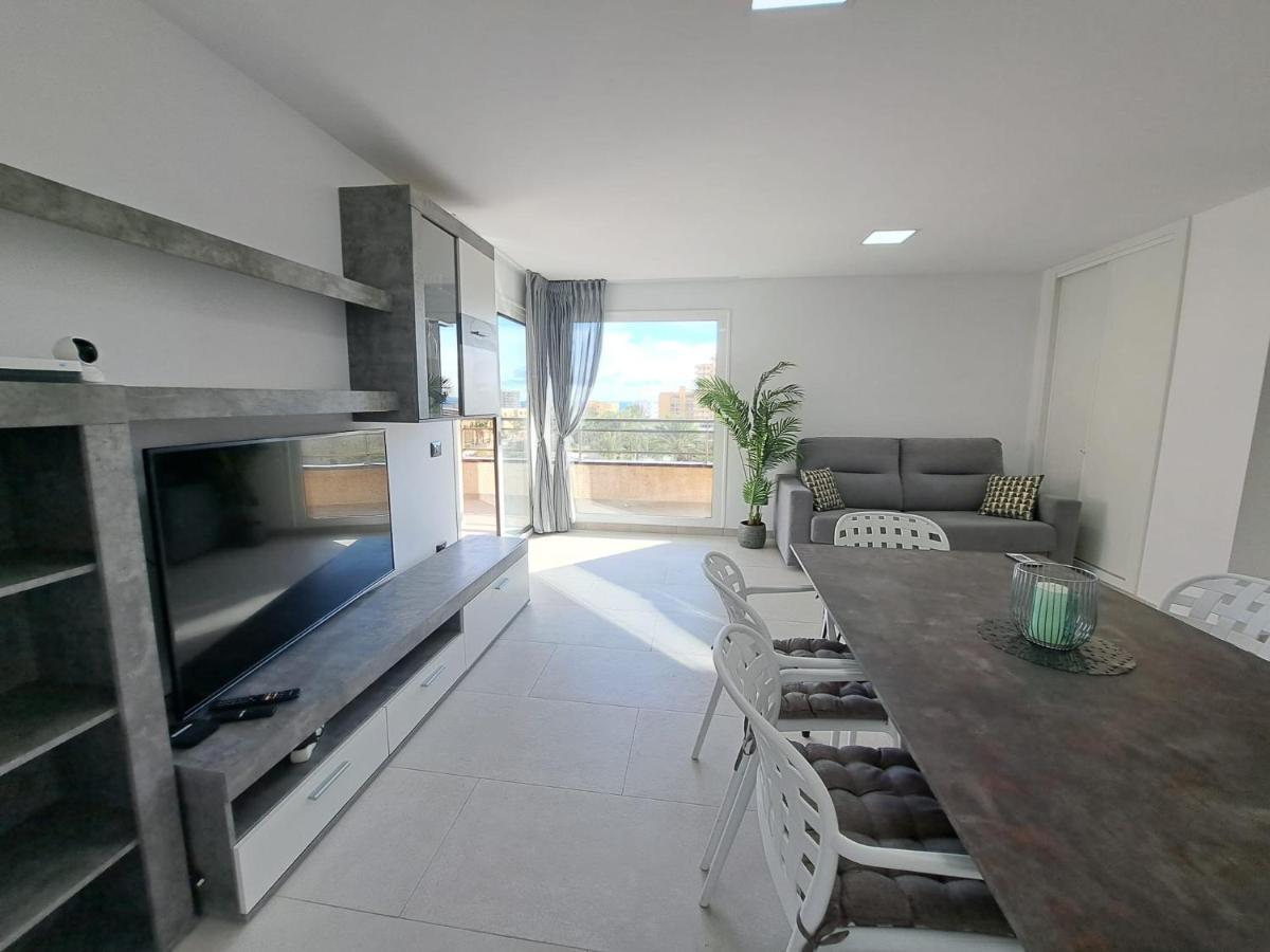 Newly Reformed 2 Bedroom Apartment In The Center Of Los Cristianos Los Cristianos  Esterno foto